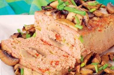Мясной хлеб с грибами