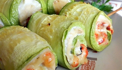 Рулетики из кабачков с курицей